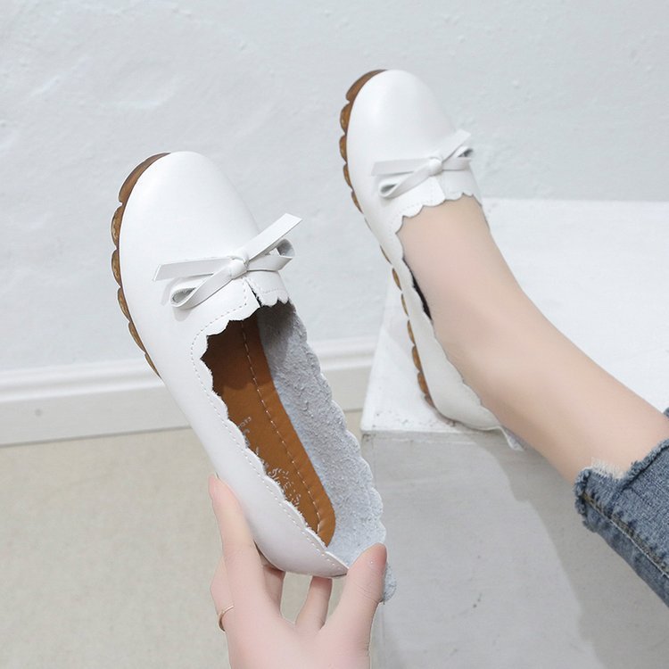 Korean Style Shallow Mouth Pumps Slip-on