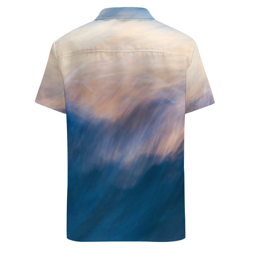 A short sleeved shirt