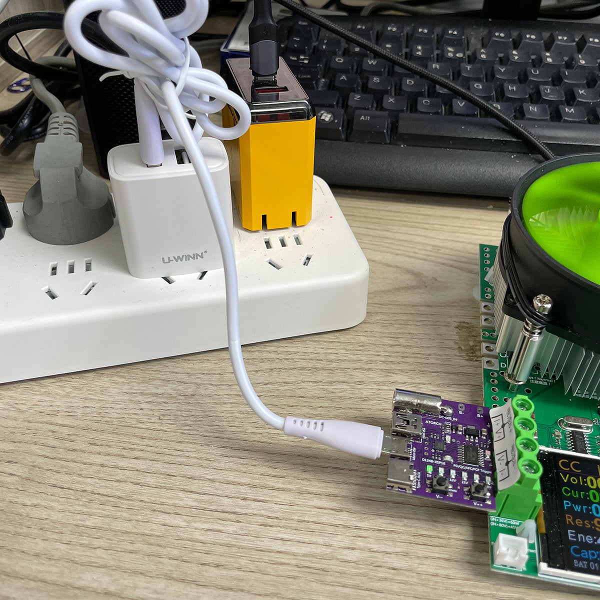2Pzs Cargador 2 En 1 Salida Dual Con Micro Usb A 2.4A 1M