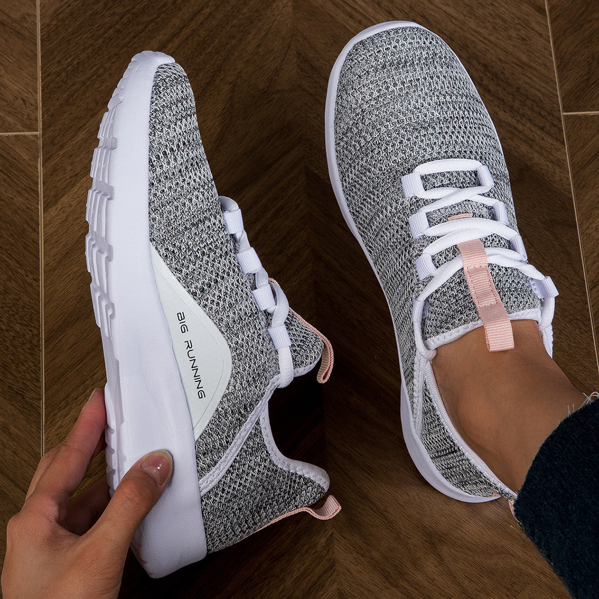 Spring New Women's Flying Woven Breathable Sports Fitness Light Casual Shoes