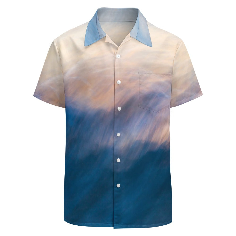 A short sleeved shirt