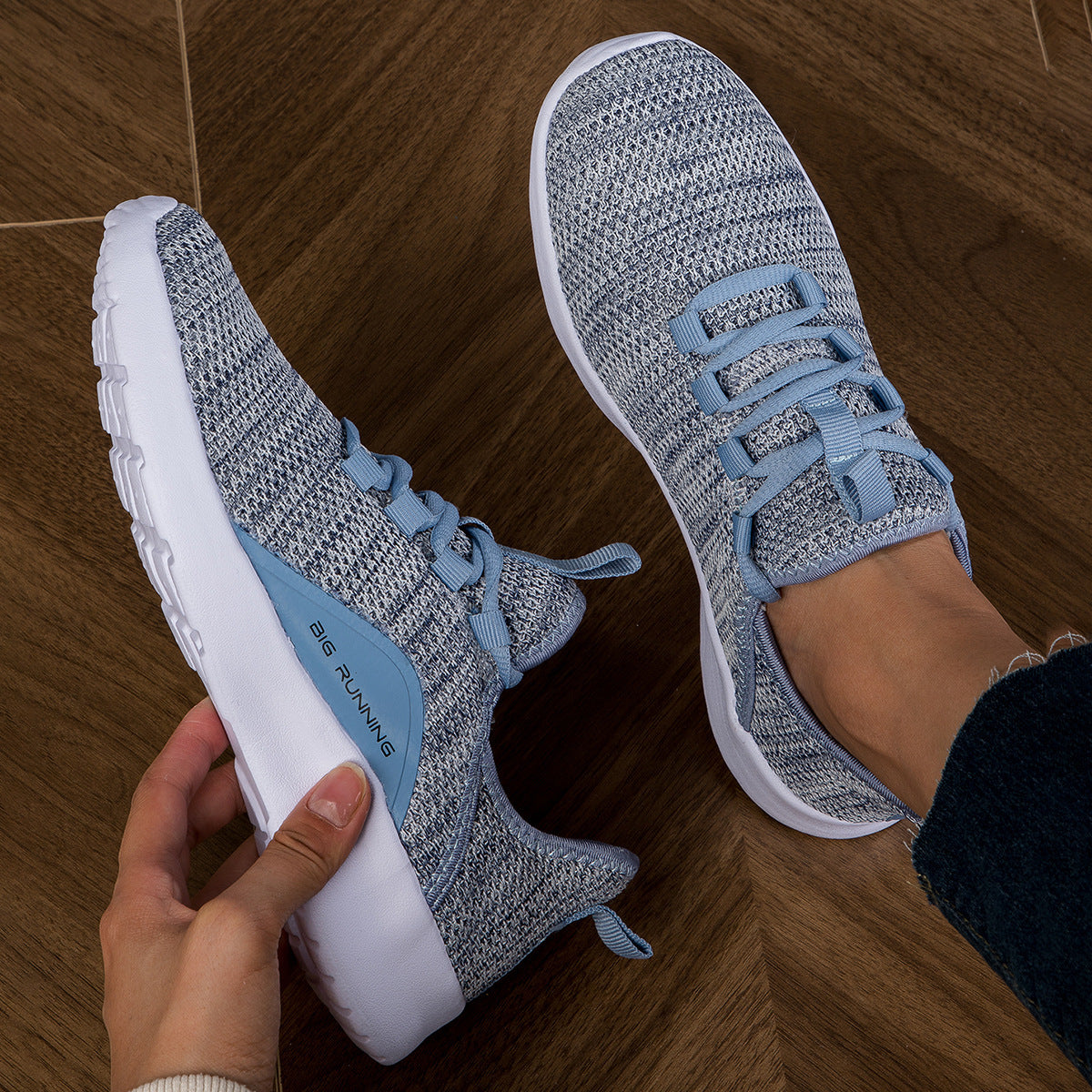 Spring New Women's Flying Woven Breathable Sports Fitness Light Casual Shoes